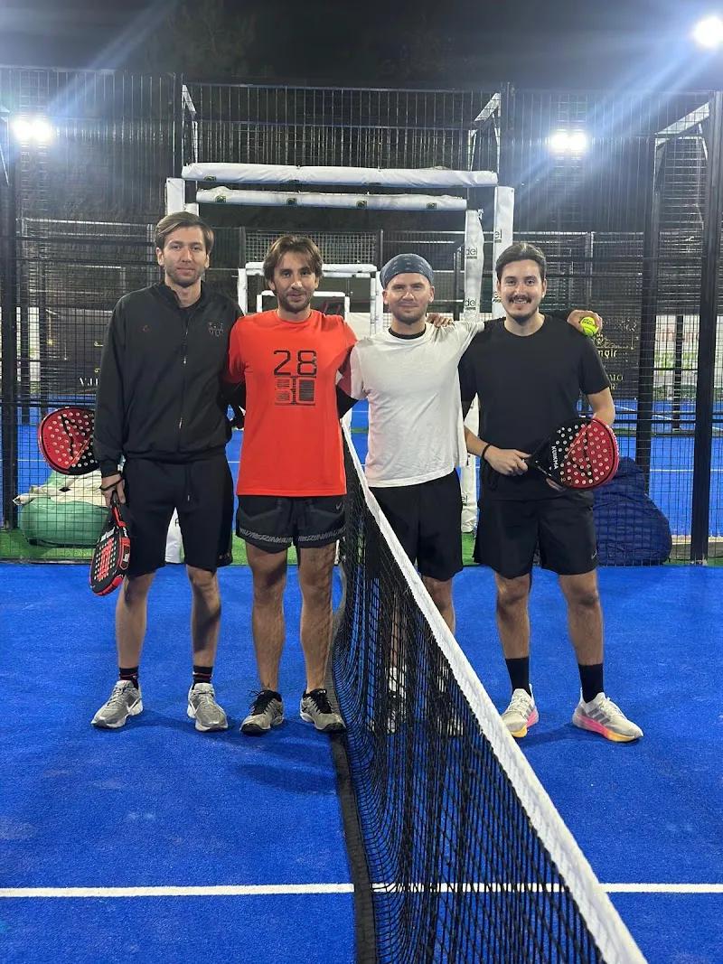 Ci Padel Club Bursa padel kortu