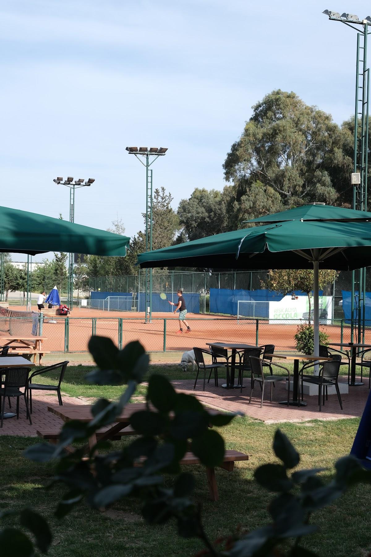 Grand Tenis Adana